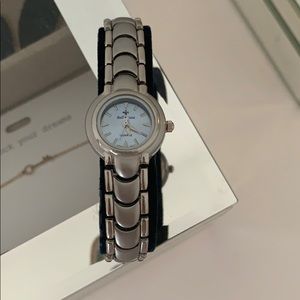 Bell & Rose Quartz Watch